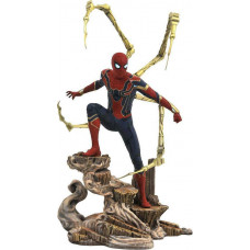Diamond Select Toys Marvel Gallery: Avengers Infinity War - Iron Spider-Man PVC Diorama (JUN182325)